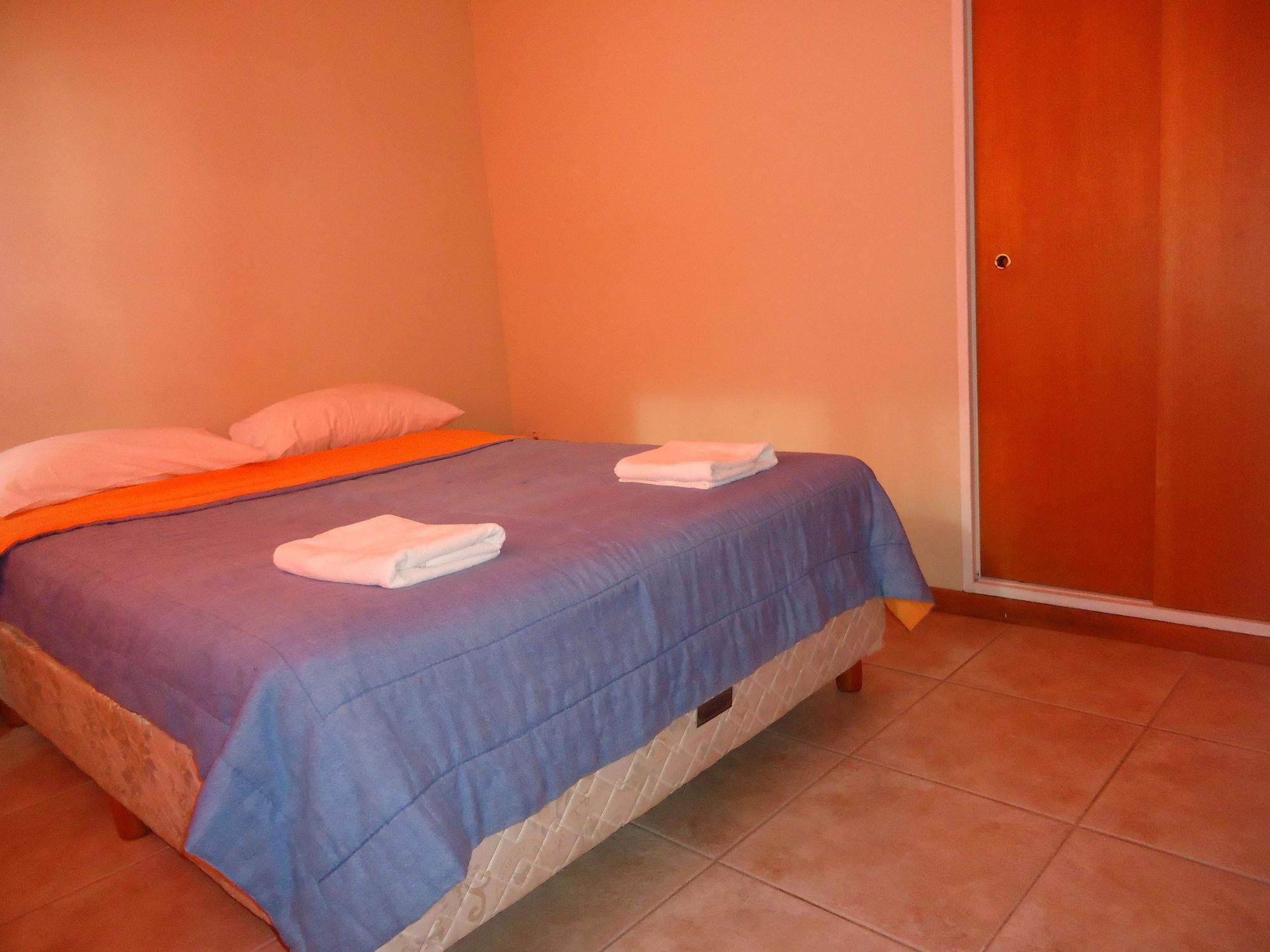 Hostel Inn Bariloche (Adults Only) Bagian luar foto
