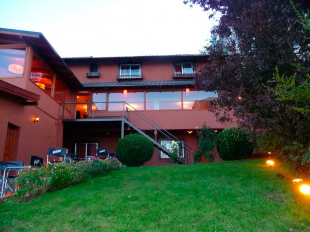 Hostel Inn Bariloche (Adults Only) Bagian luar foto
