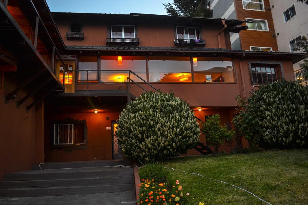 Hostel Inn Bariloche (Adults Only) Bagian luar foto