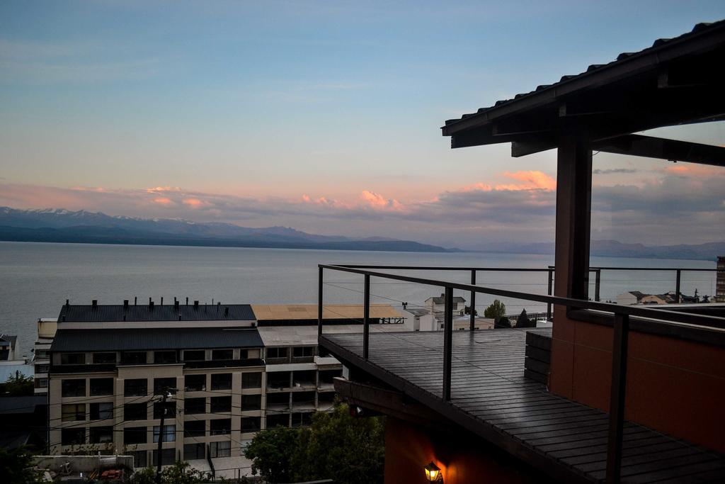 Hostel Inn Bariloche (Adults Only) Bagian luar foto