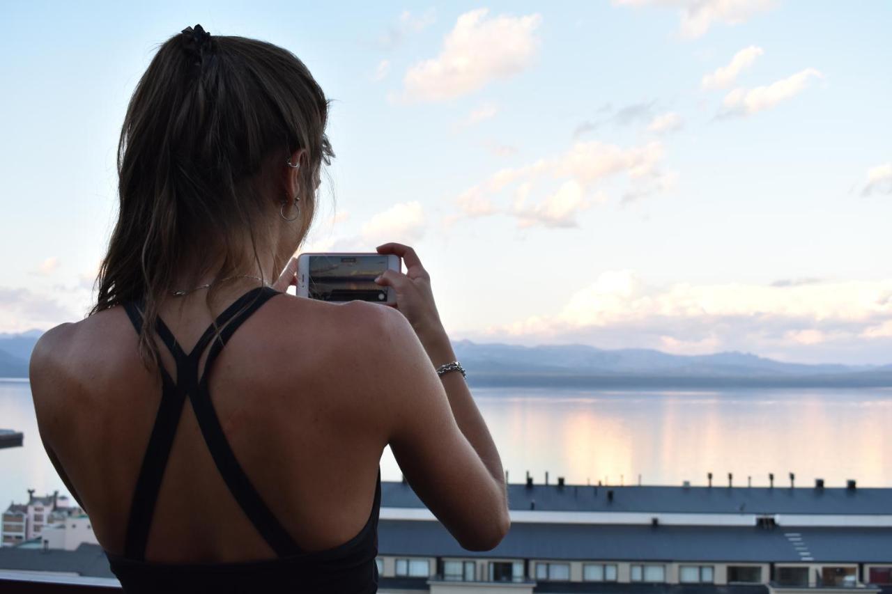 Hostel Inn Bariloche (Adults Only) Bagian luar foto